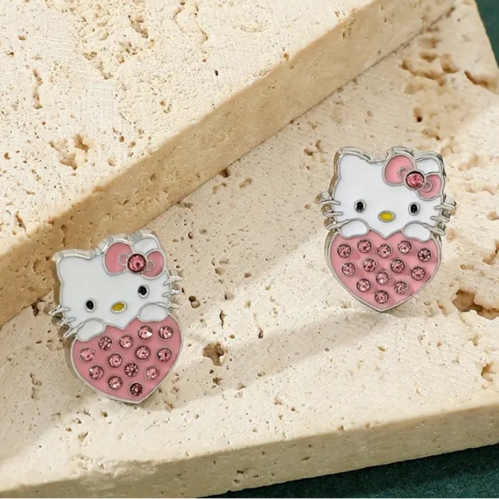 Hello Kitty Pink Gem Heart Studs
